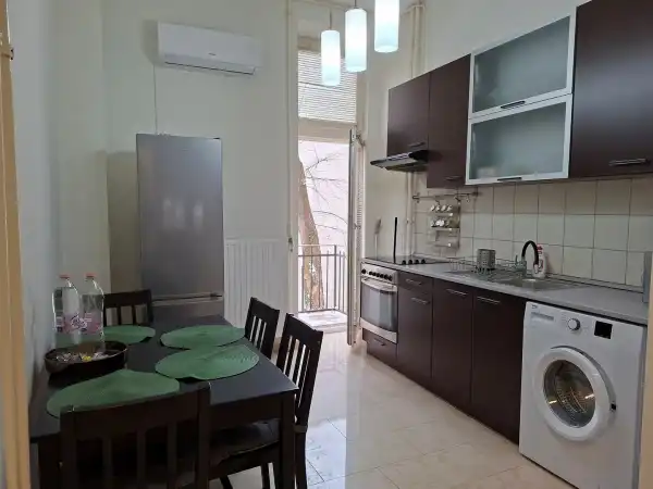 Kiadó téglalakás, Budapest, II. kerület 2 szoba 59 m² 380 E Ft/hó